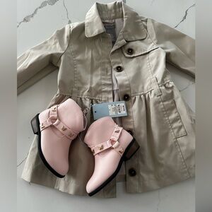 Trench coat toddler girls 3T and boots bundle